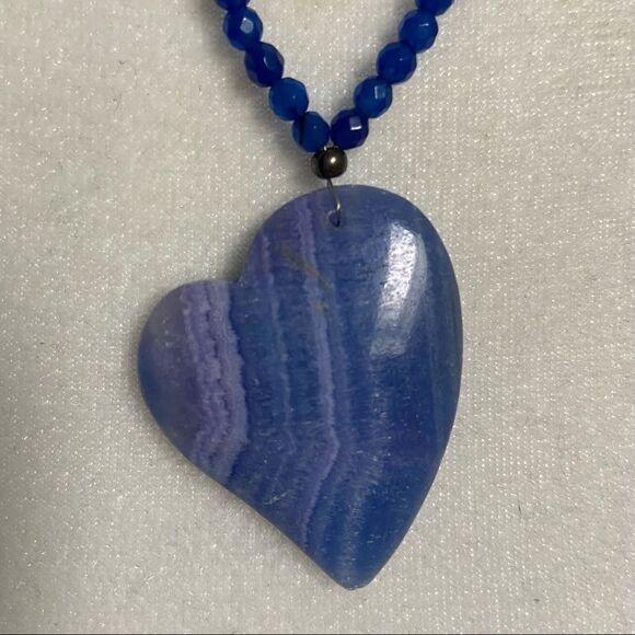 Blue stone handmade heart pendant and beaded statement necklace - Picture 3 of 4